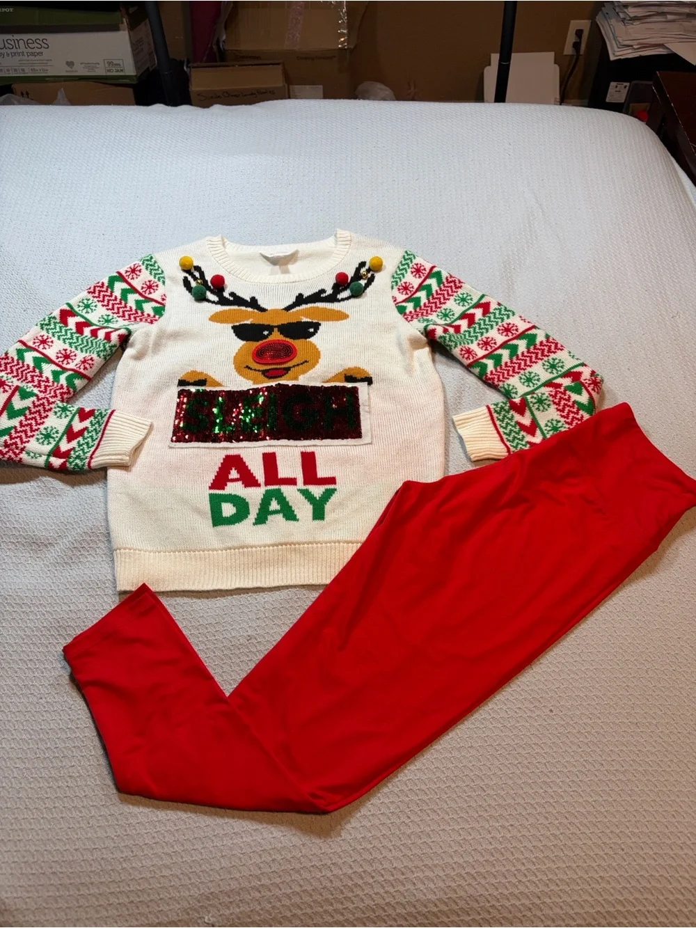 Holiday Set by No Boundaries Brand.  EUC!